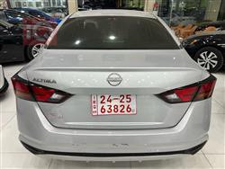 نیسان ئەلتیما